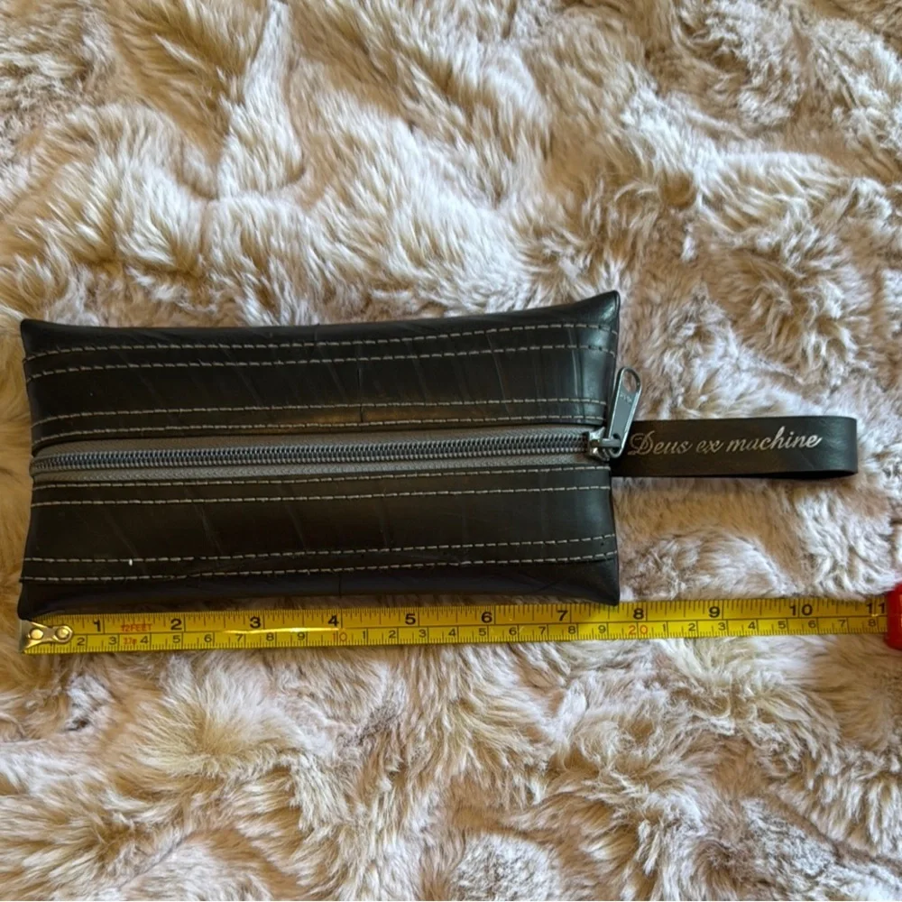 Deus ex machine leather Black Zippered Pouch - Picture 5 of 6